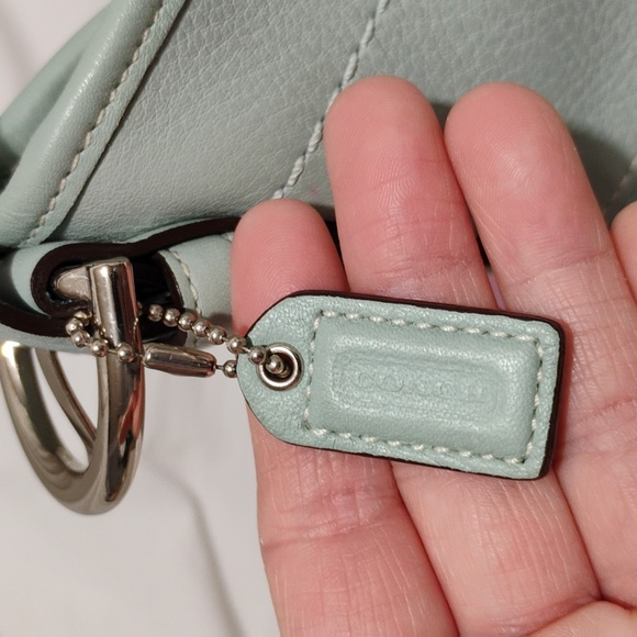 Authentic Coach Y2K Small Blue Pebbled Leather Shoulder Bag - Picture 14 of 16